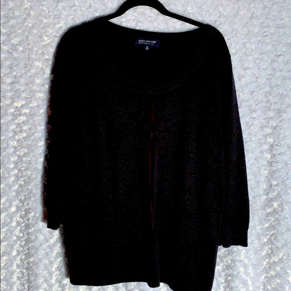 Ribbon trim on shoulders & down front